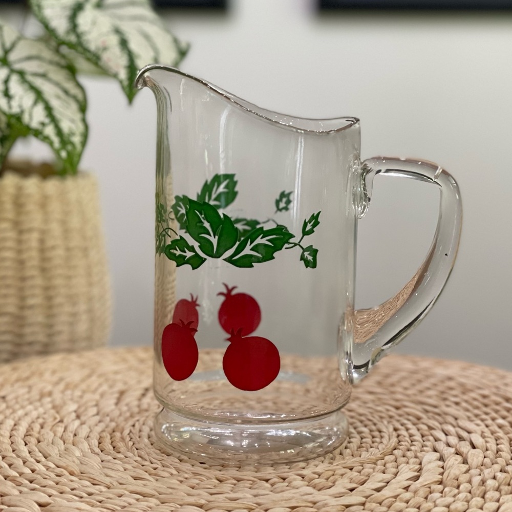 🍅Vintage Pitcher🍅